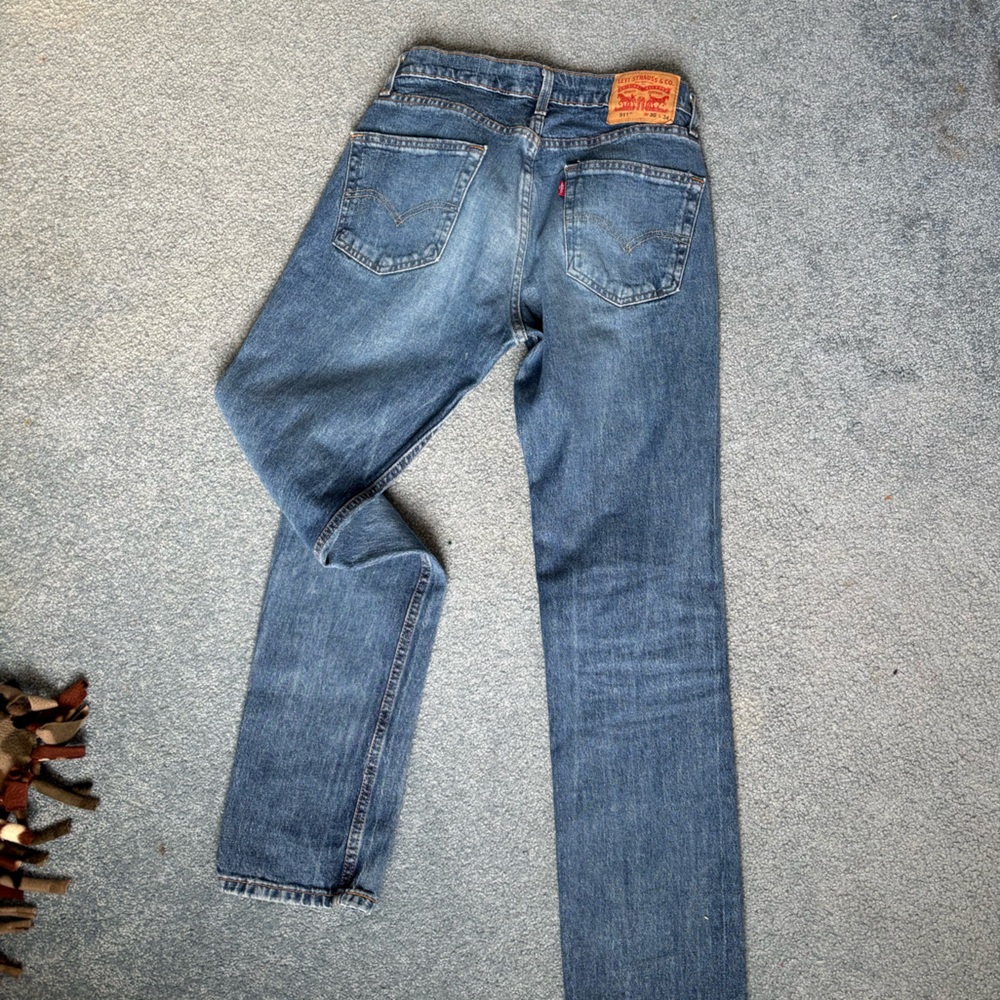 Womans Levi Jeans